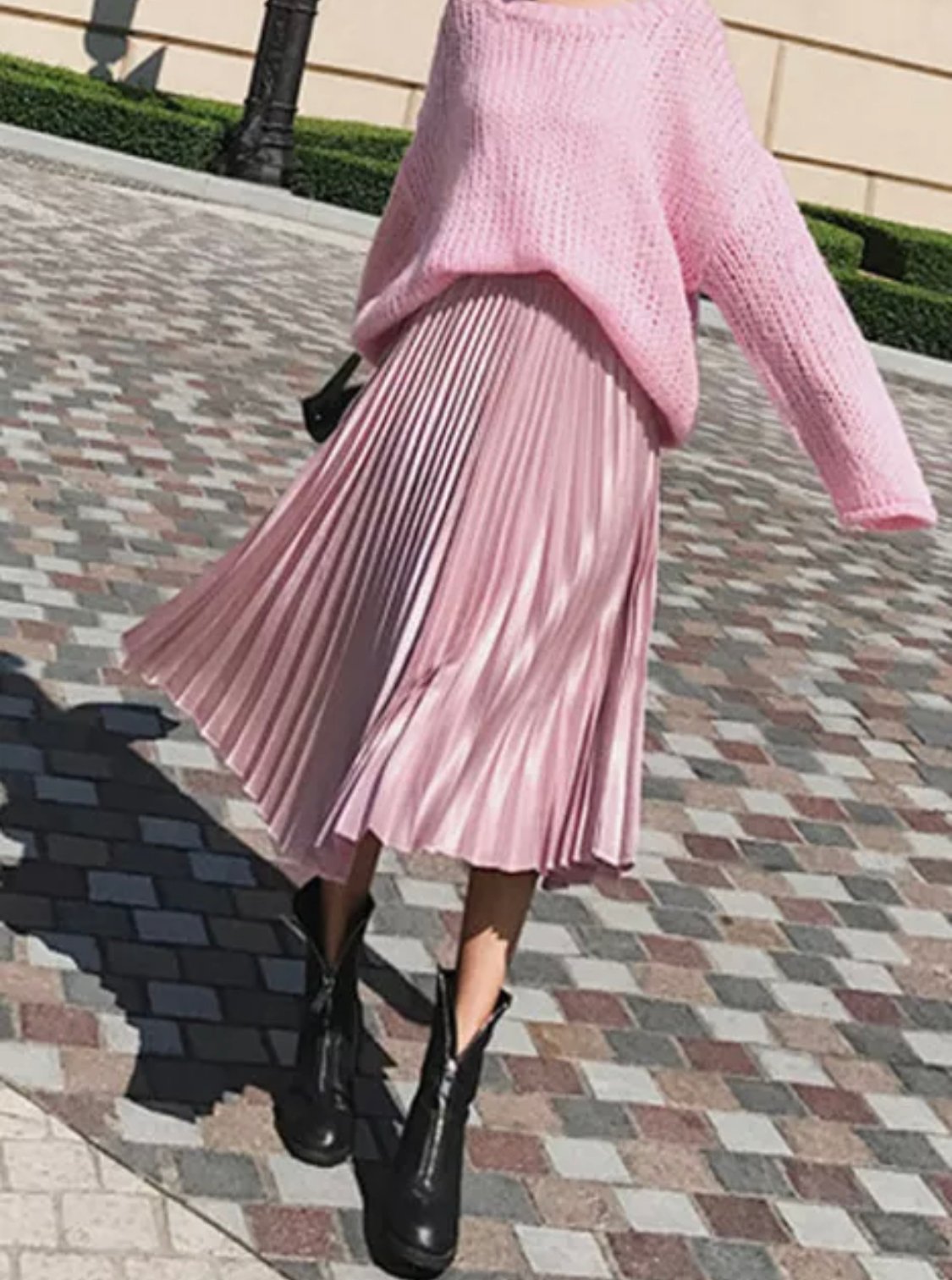 pink navy pleated skirt