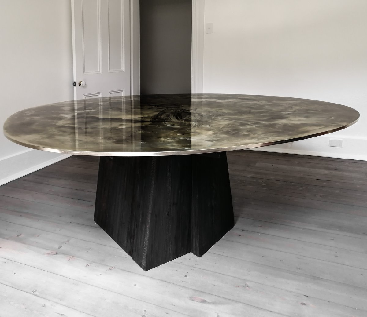 Liam Raphael Mugavin — Pebble Table
