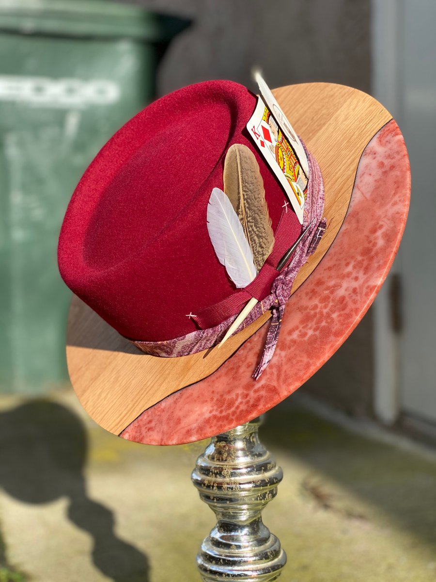 Alder Wood Epoxy Red Dapper Renaissance Alder Wood Epoxy Red Dapper Renaissance