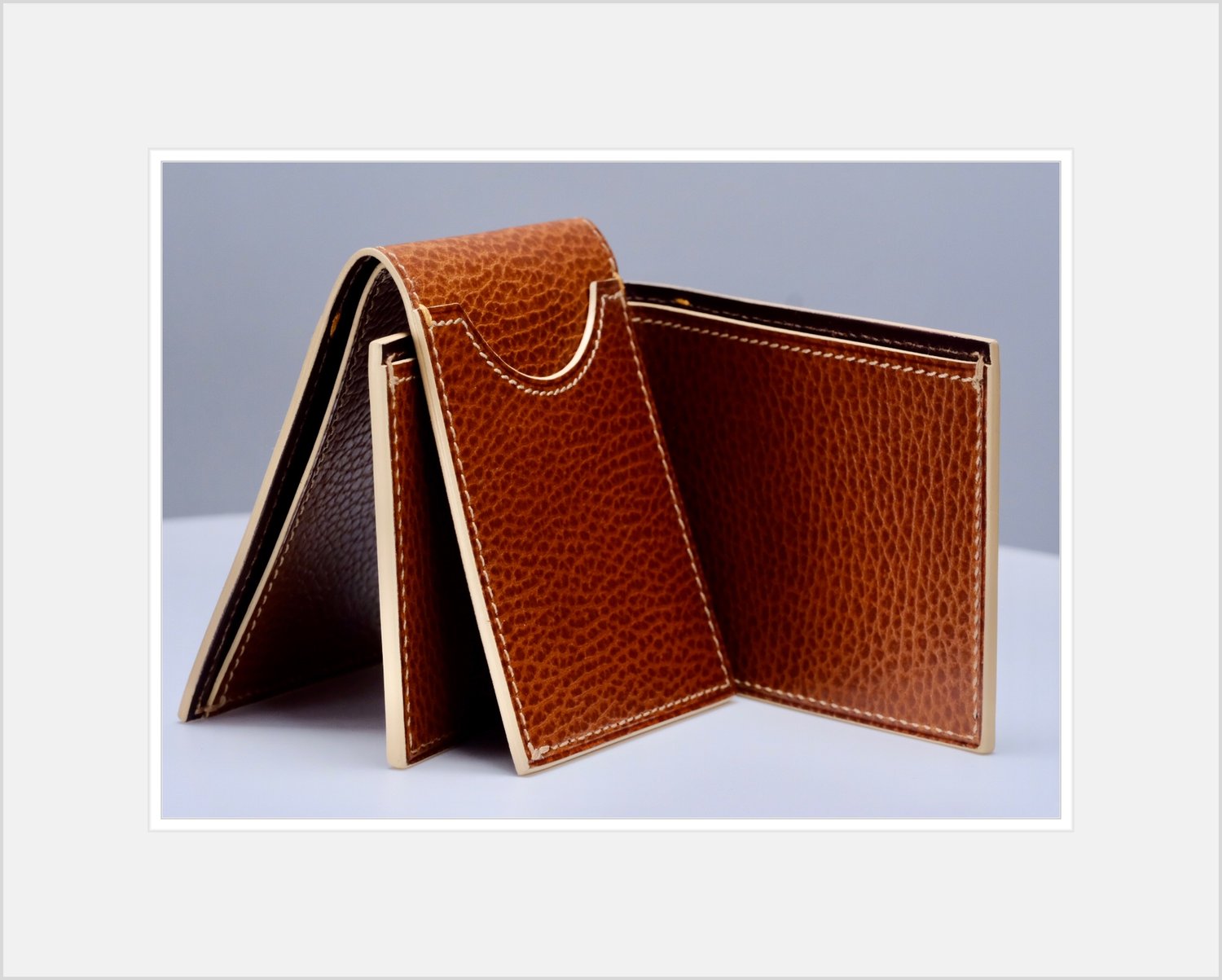 Image of MINIMALIST BIFOLD CARD WALLET DEEP TAN PEBBLED CALF 