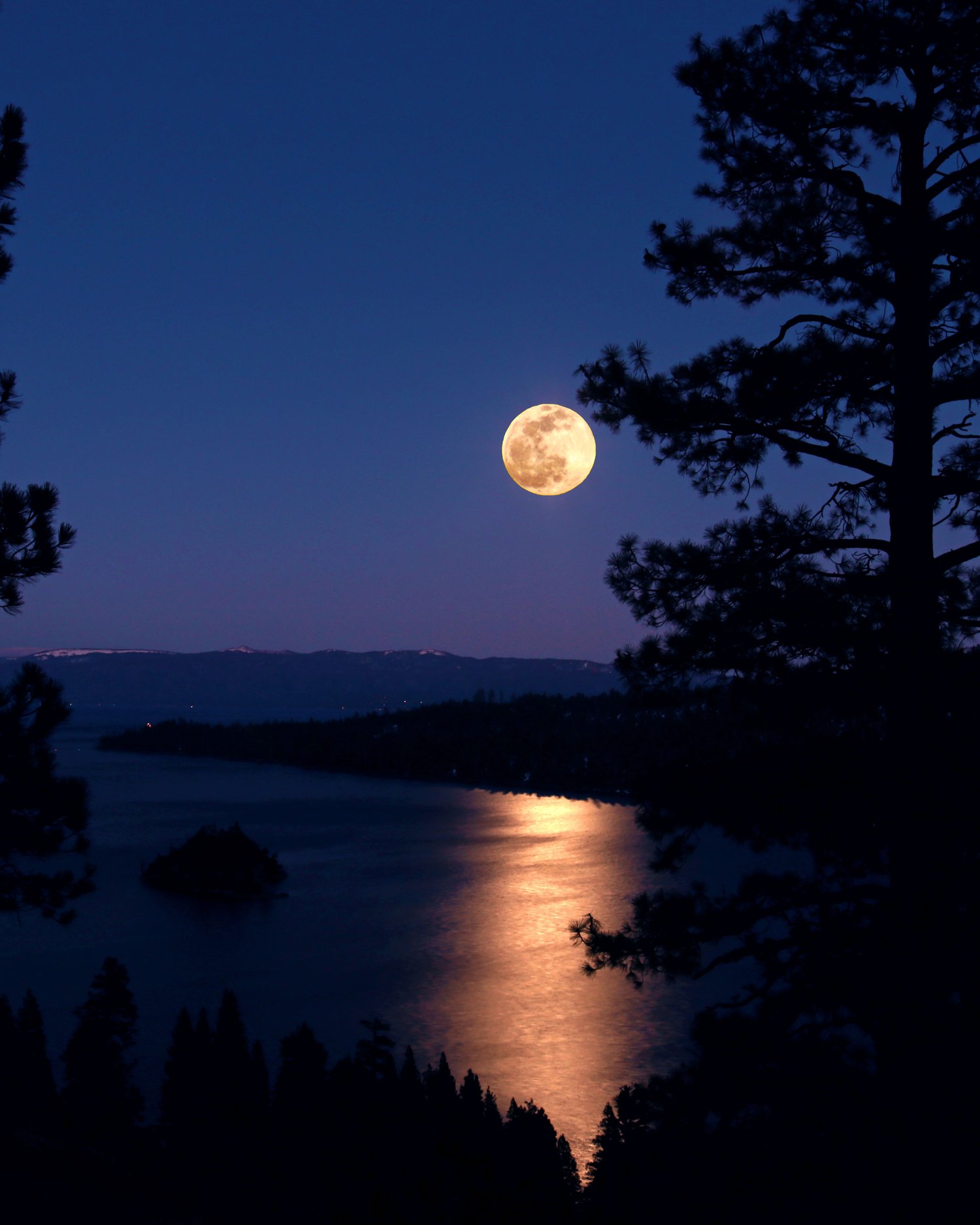 Image of Super Snow Moon over Emerald Bay 2020 - Photographic print on Archival paper, limited edition print