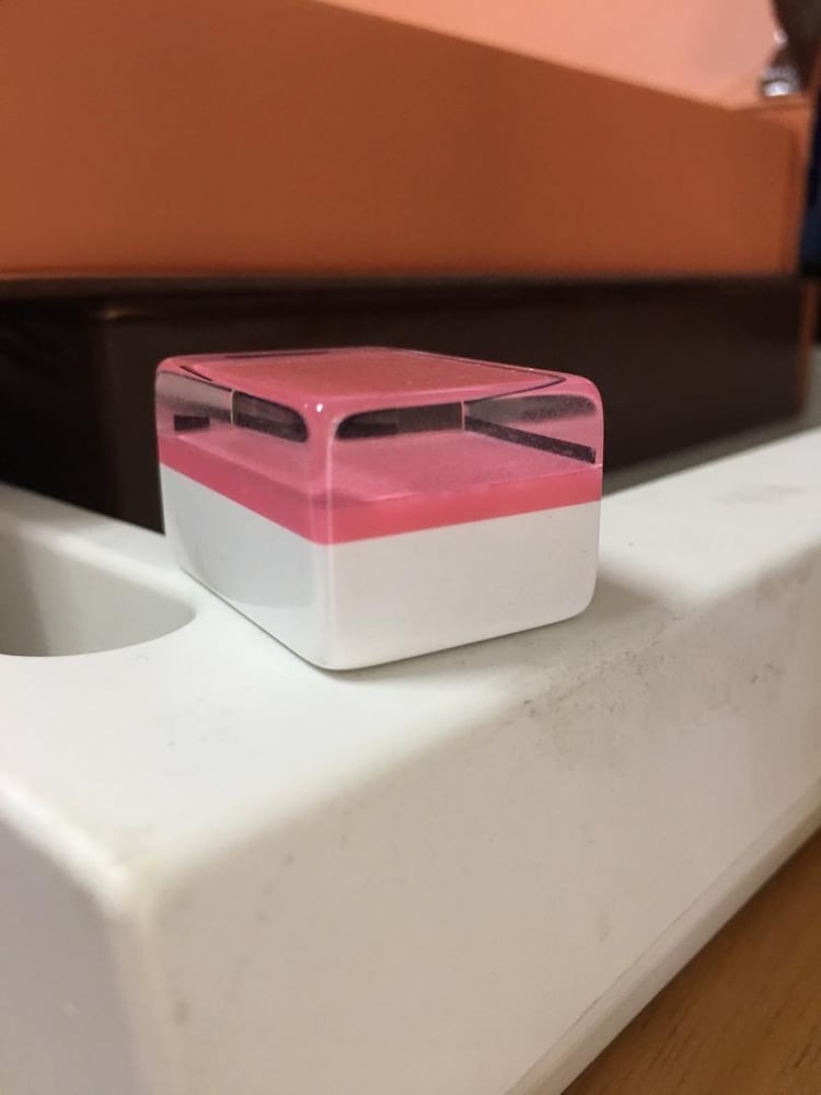 Image of A2 Crystal Pink Layered Mahjong Set