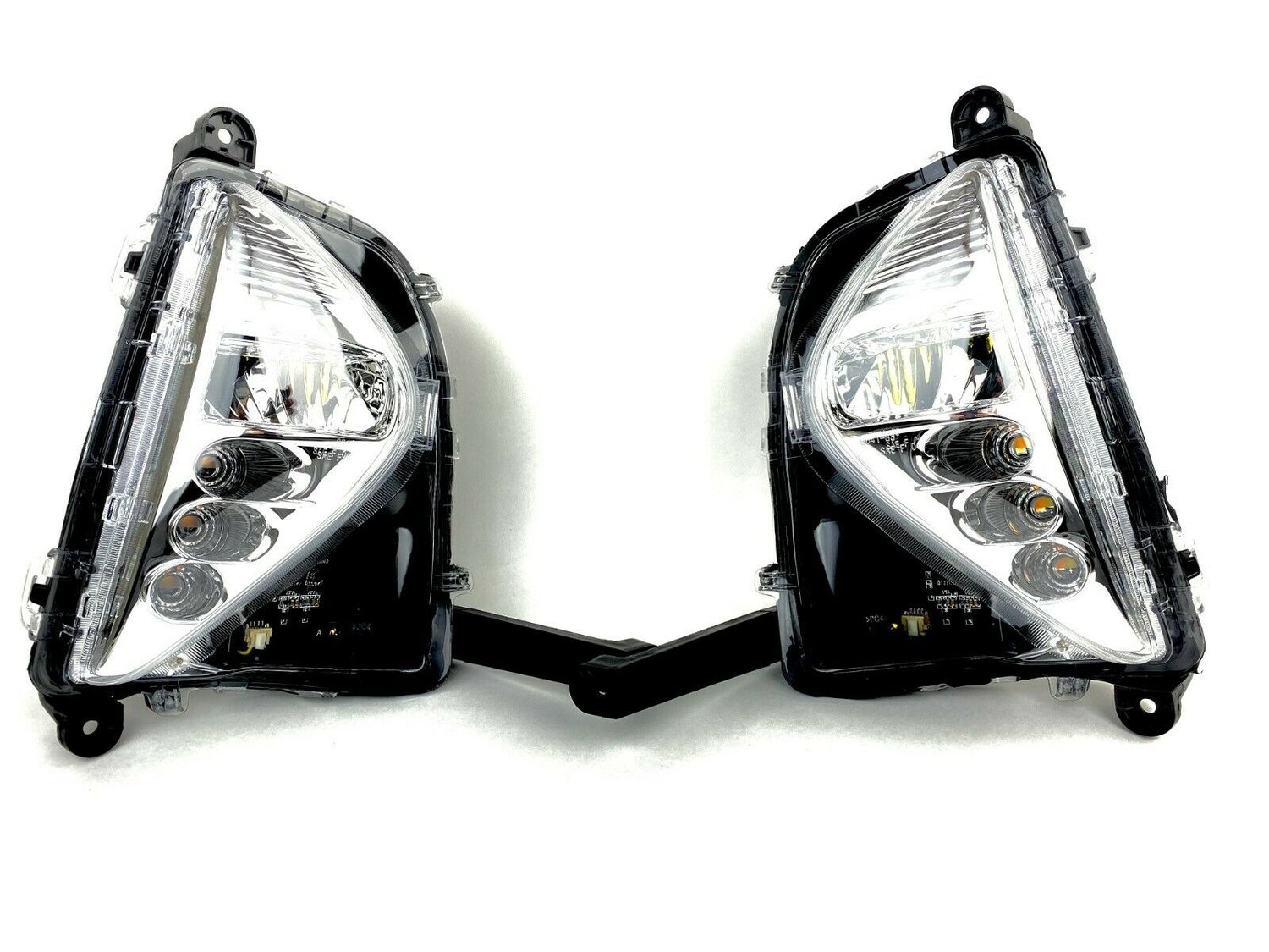 Image of 2016 - 2018 Toyota Prius Fog light