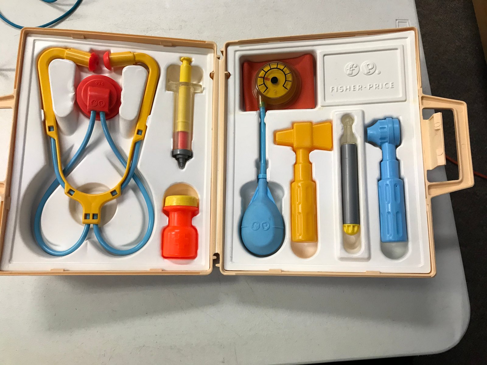 1977 fisher price medical kit