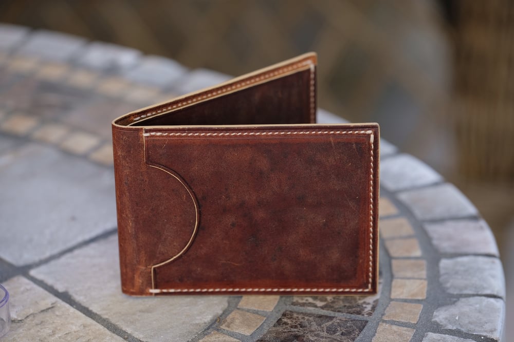 Image of MINIMALIST CARD BIFOLD WALLET DISTRESSED CALF