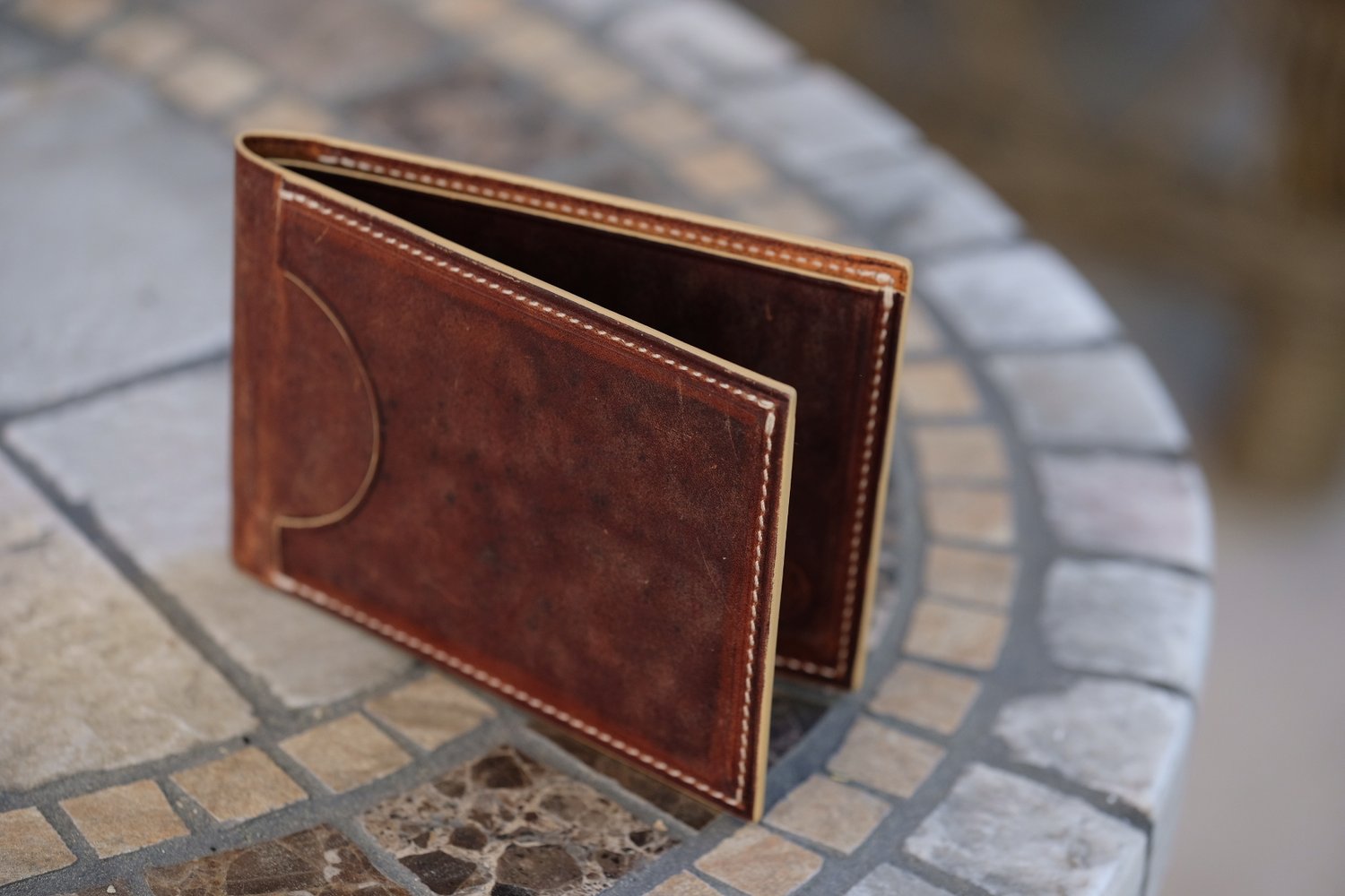 Image of MINIMALIST CARD BIFOLD WALLET DISTRESSED CALF