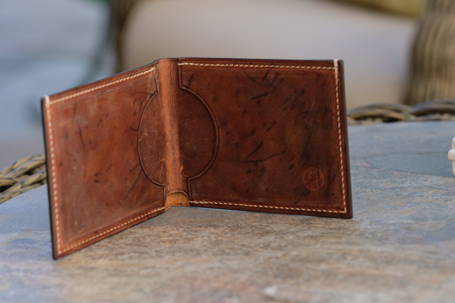 Image of MINIMALIST DOUBLE CARD BIFOLD WALLET DISTRESSED BROWN CALF 