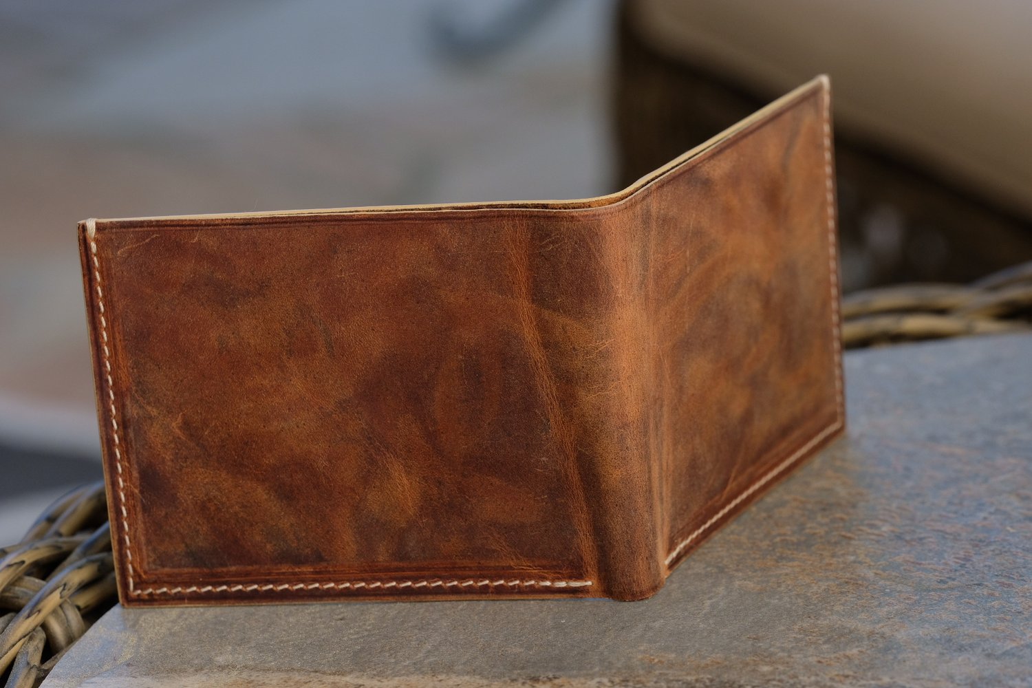 Image of MINIMALIST CARD BIFOLD WALLET DISTRESSED BROWN  CALF 