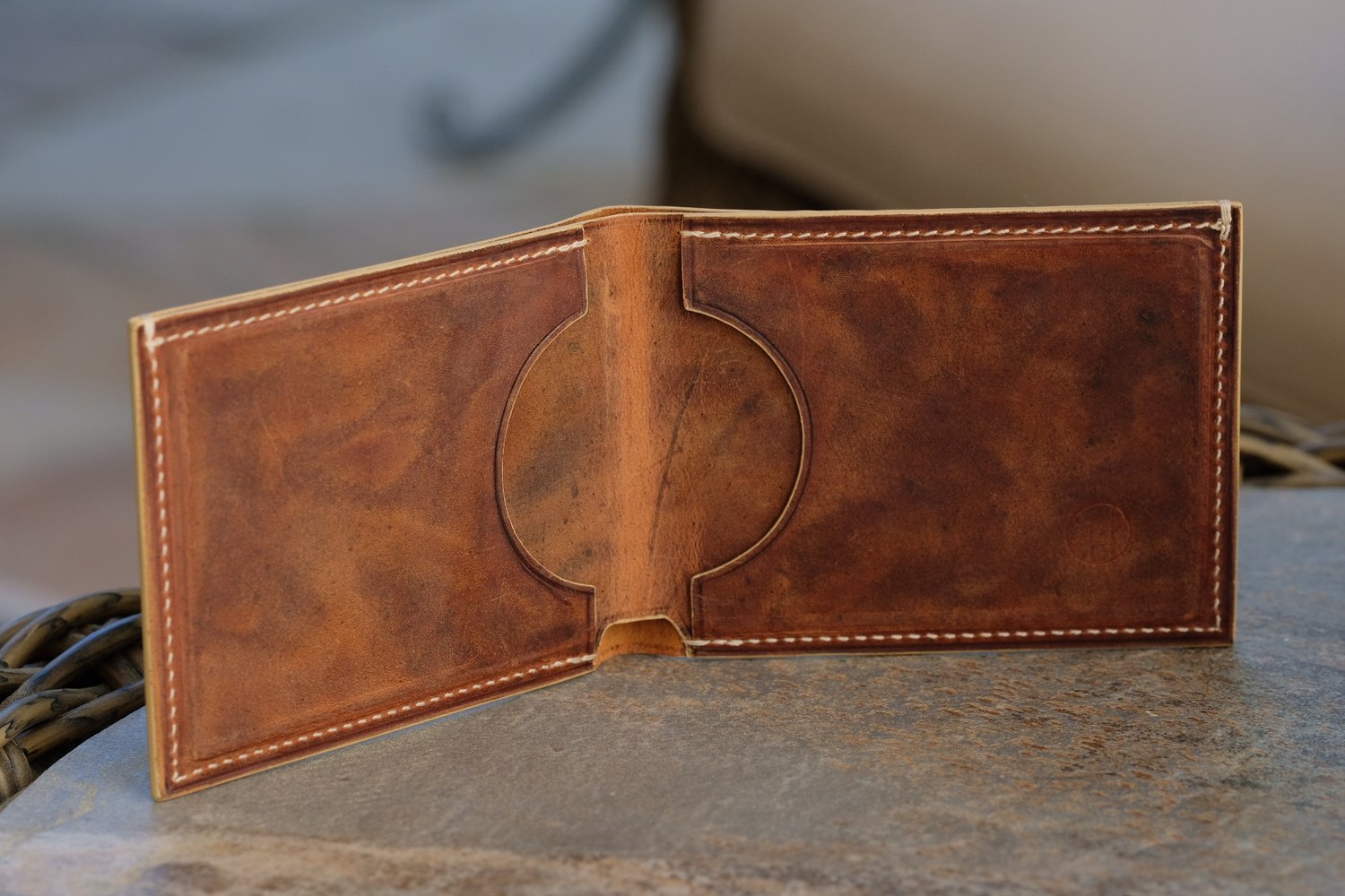 Image of MINIMALIST CARD BIFOLD WALLET DISTRESSED BROWN  CALF 