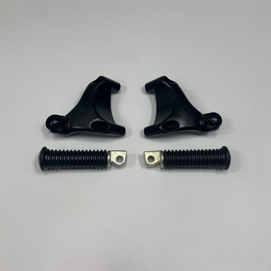 Image of Passenger Mounts & Pegs (fits HD XL / Sportster 2004-2013)