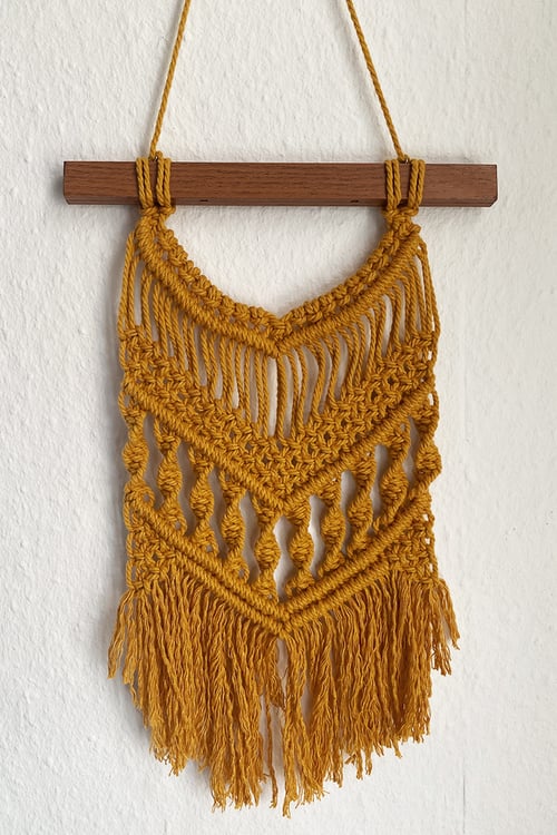 Image of Macrame Wall Hanging / mustard 02