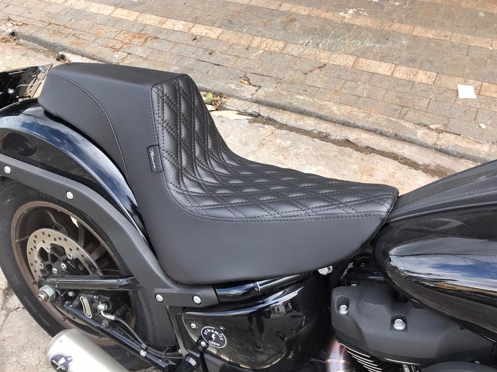 Image of Dynamite Crew Softail Low Rider Seat