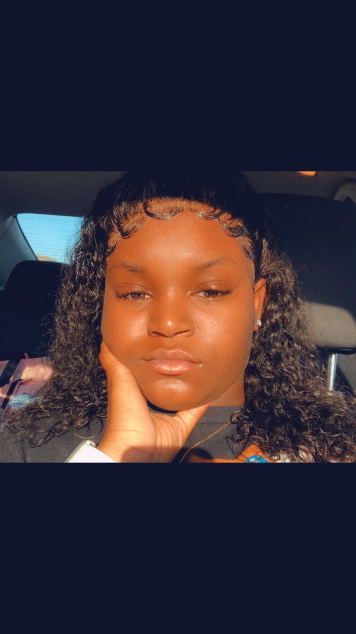 Image of Natural color lace wigs (All curls)