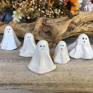 Image of Small spooky ceramic ghosts. Haunted family. Handmade Halloween decorations for table or mantle