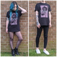 WILTING FLOWER TEE