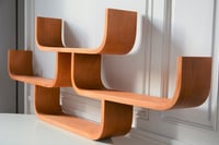 Image 1 of Etagère courbée