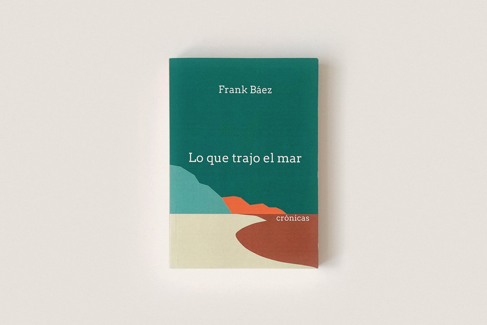 Libro: Lo que trajo el mar — Frank Báez