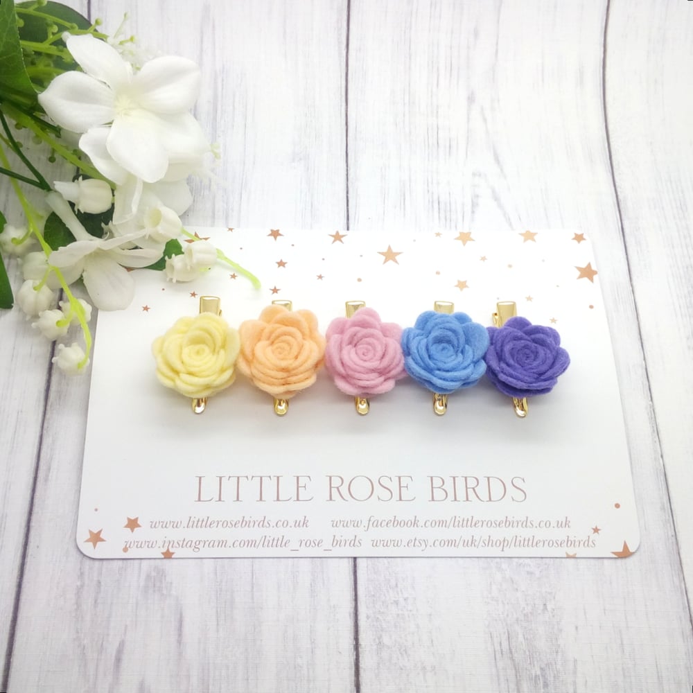 SET OF 5 Small Rose Clips