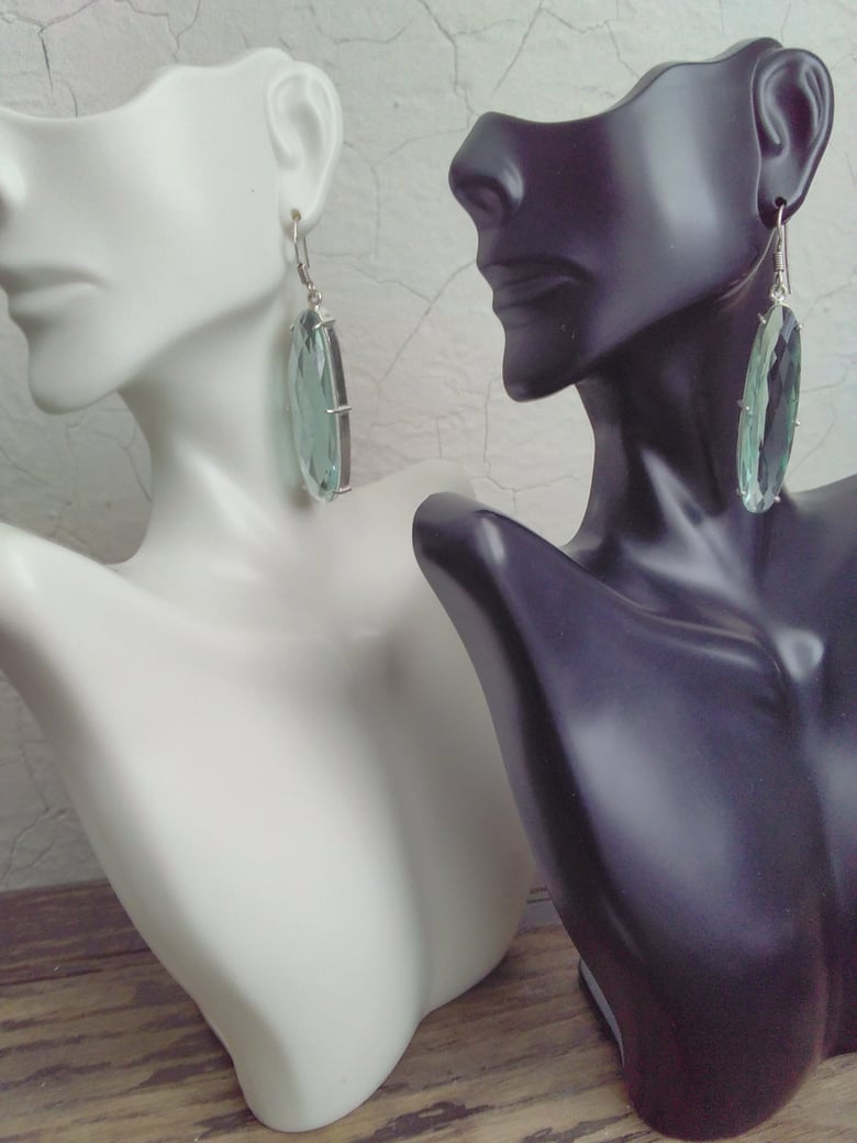 Image of LONG OVAL SOFT GREEN EARRINGS