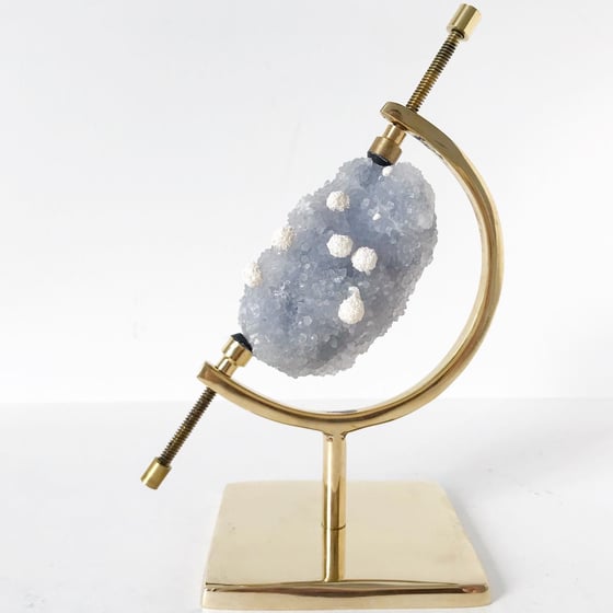 Image of Quartz/Mordenite no.01 + Brass Arc Stand