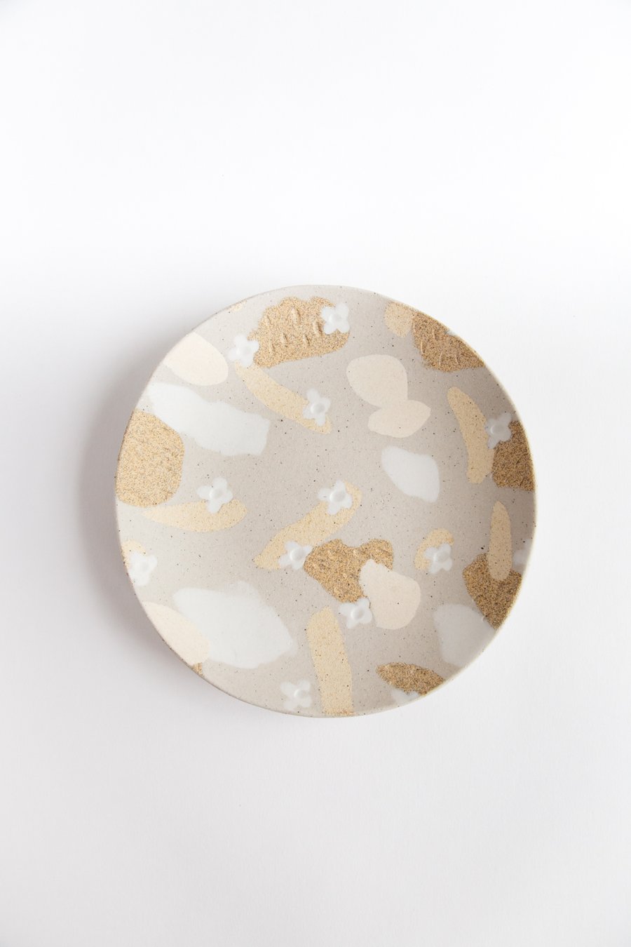 Image of Pale Dessert Flowers - Platter 8" Round