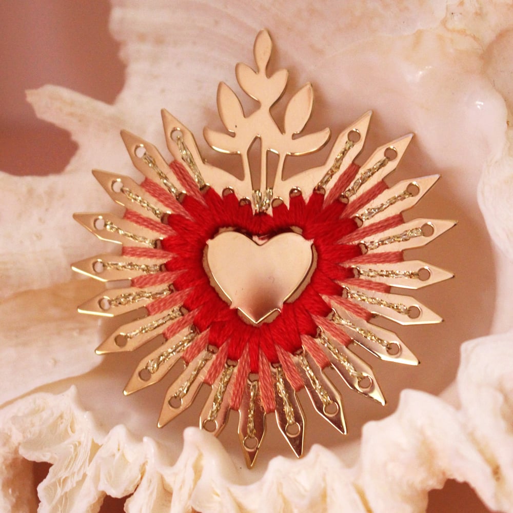Image of COEUR FLAMBOYANT - PIN'S XL 