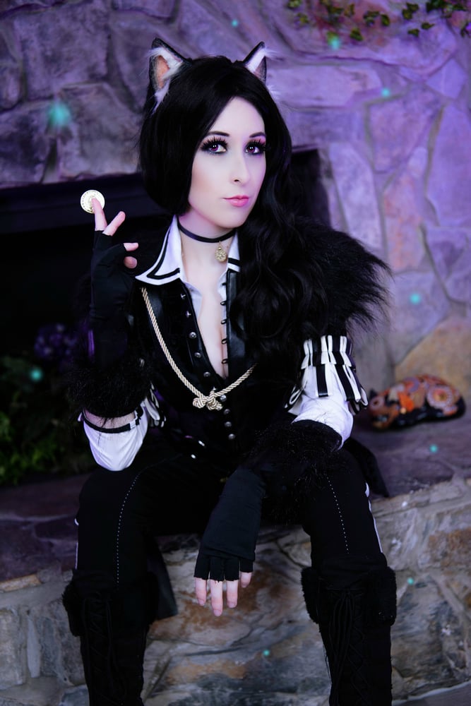 Image of Yennefer Neko Set