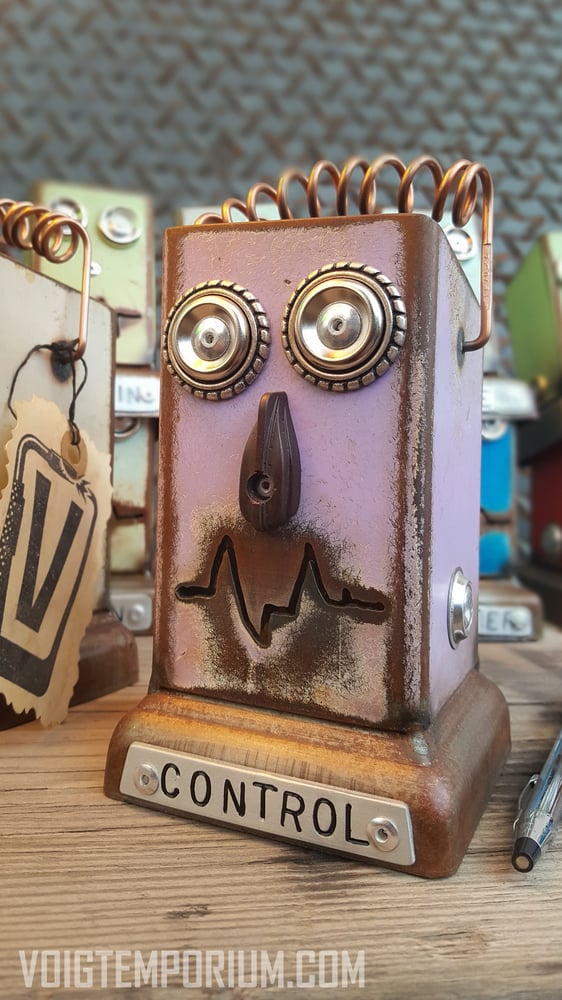 Image of Large Robot Desk organizer: Control Purple Pencil Pusher