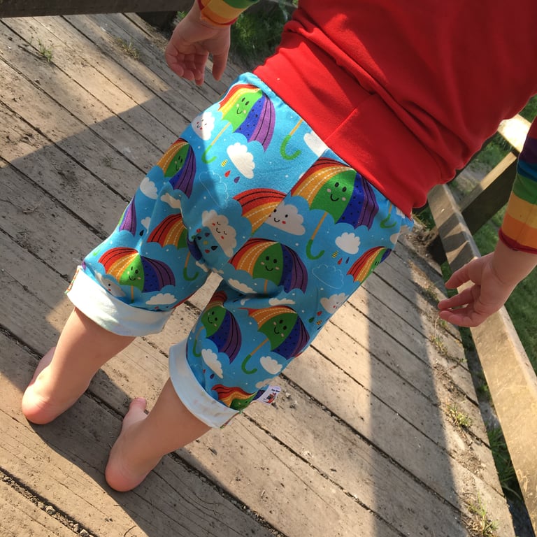 Kids Knee Length Shorts Image 2