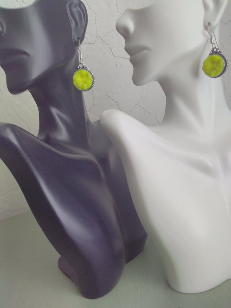 Image of BRIGHT YELLOW EARRINGS