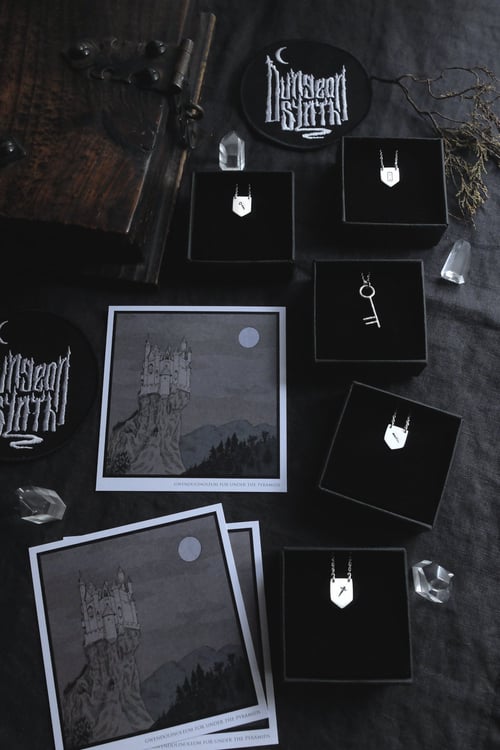 Image of LAST ONE! OUBLIETTES. DUNGEON SYNTH KIT ↟ Collab Gwendolinoleum: sterling jewel + DS patch + print