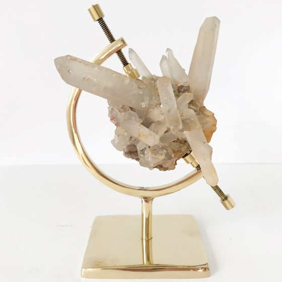 Image of Quartz no.05 + Brass Arc Stand