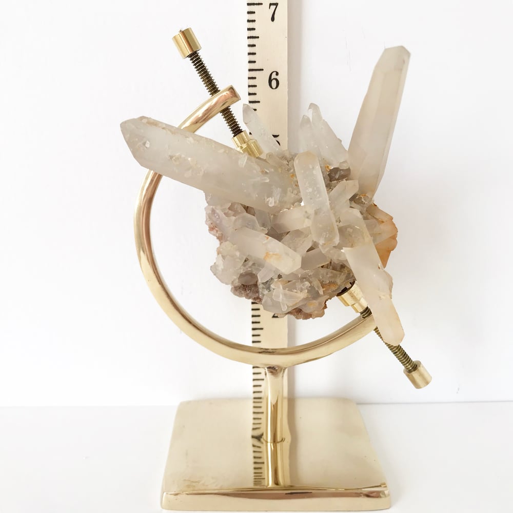 Image of Quartz no.05 + Brass Arc Stand