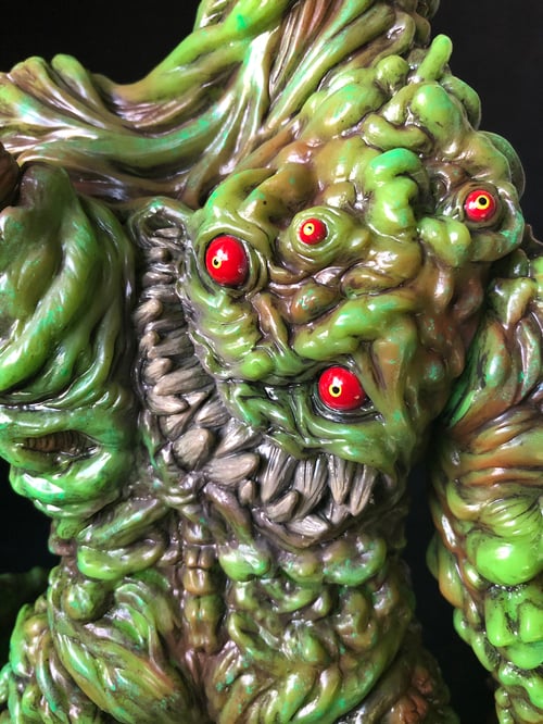 Image of Swamp Thing Creepy Giant