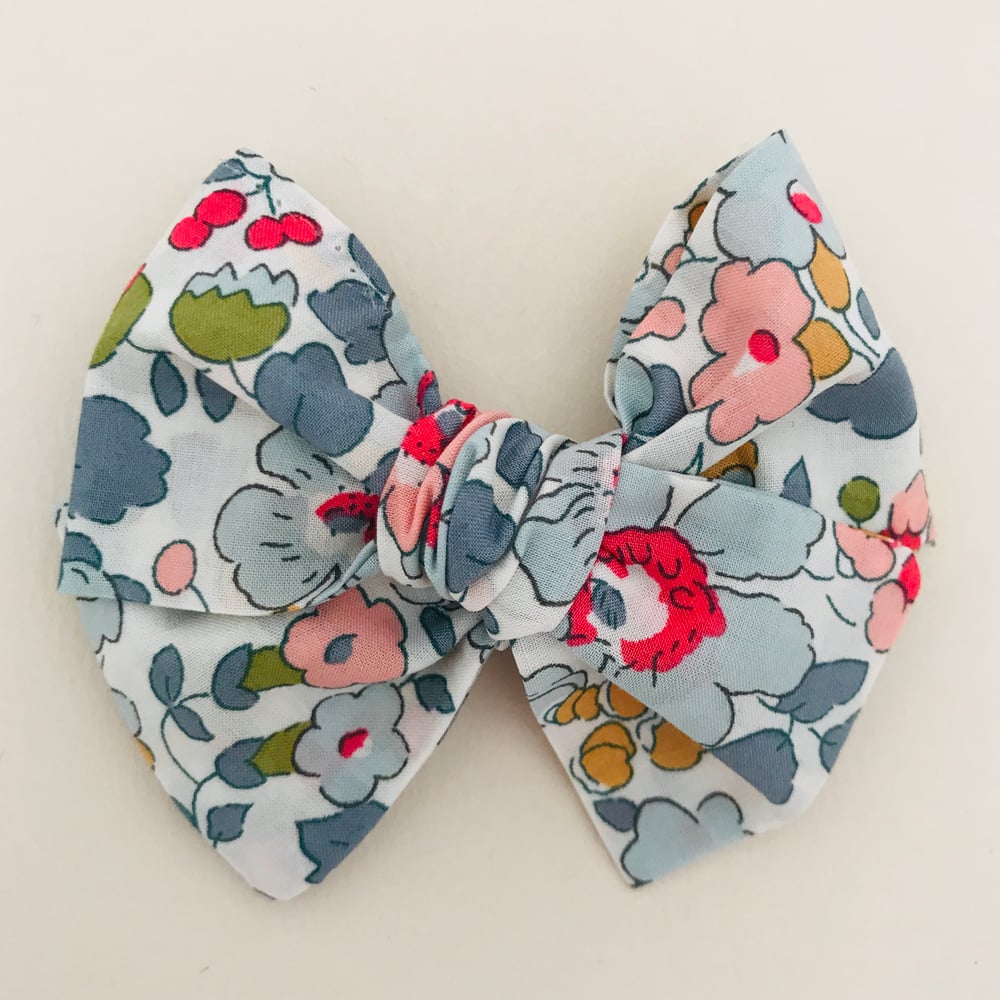 Image of Barrette Liberty Betsy Porcelaine