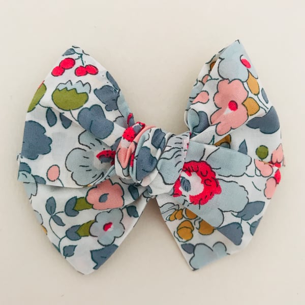 Image of Barrette Liberty Betsy Porcelaine