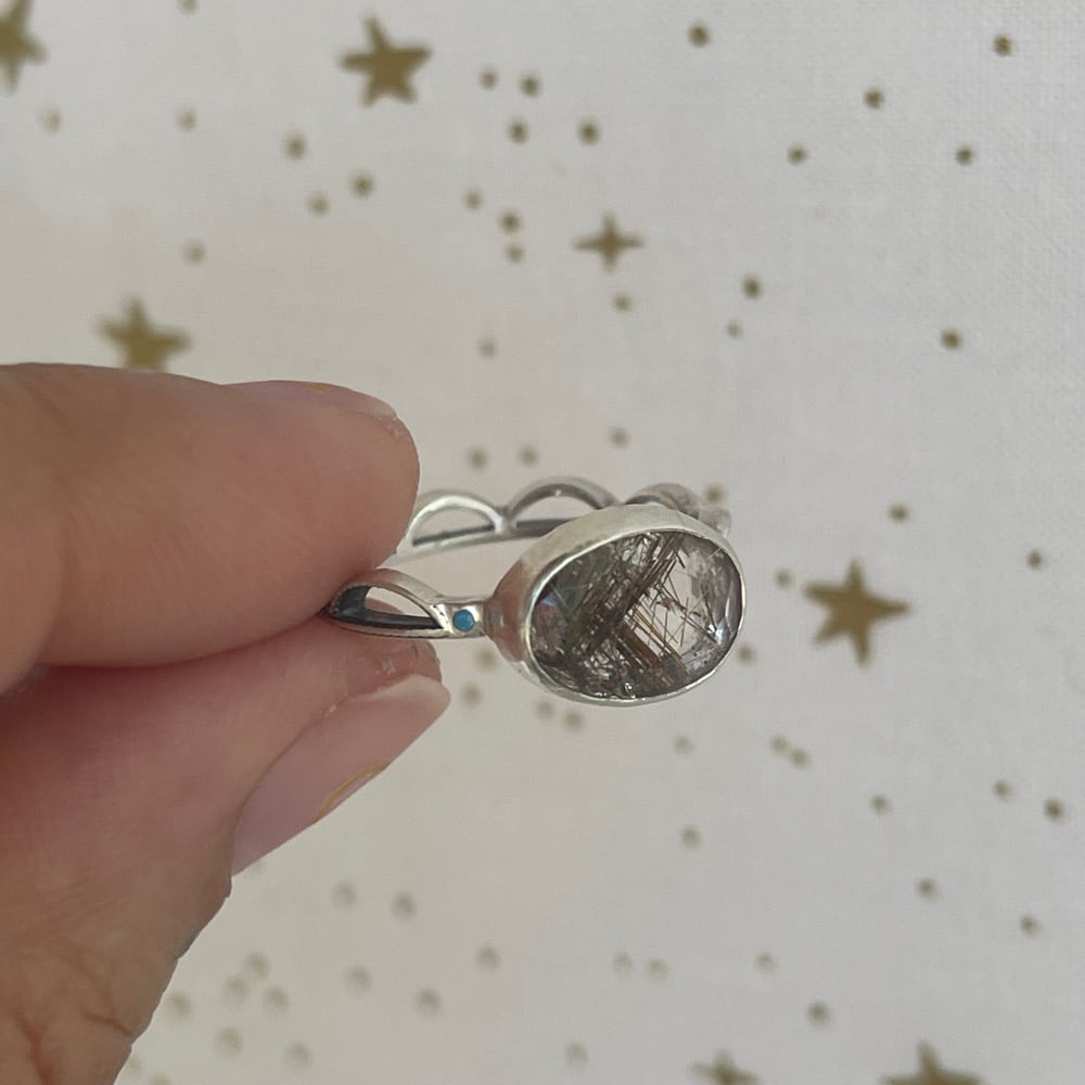 Image of gold hair ring