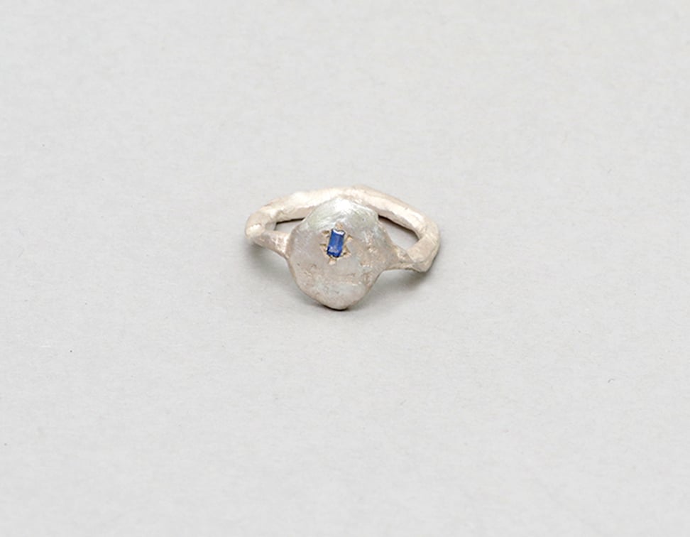 Image of Delicate signet ring