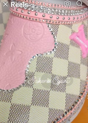 Image of Size 8 Luv Checker White & Pink