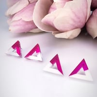 Image 4 of Náušnice Acamar  bílá - stříbrná & fuchsiová - starorůžová 