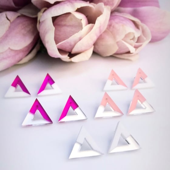 Image of Náušnice Acamar  bílá - stříbrná & fuchsiová - starorůžová