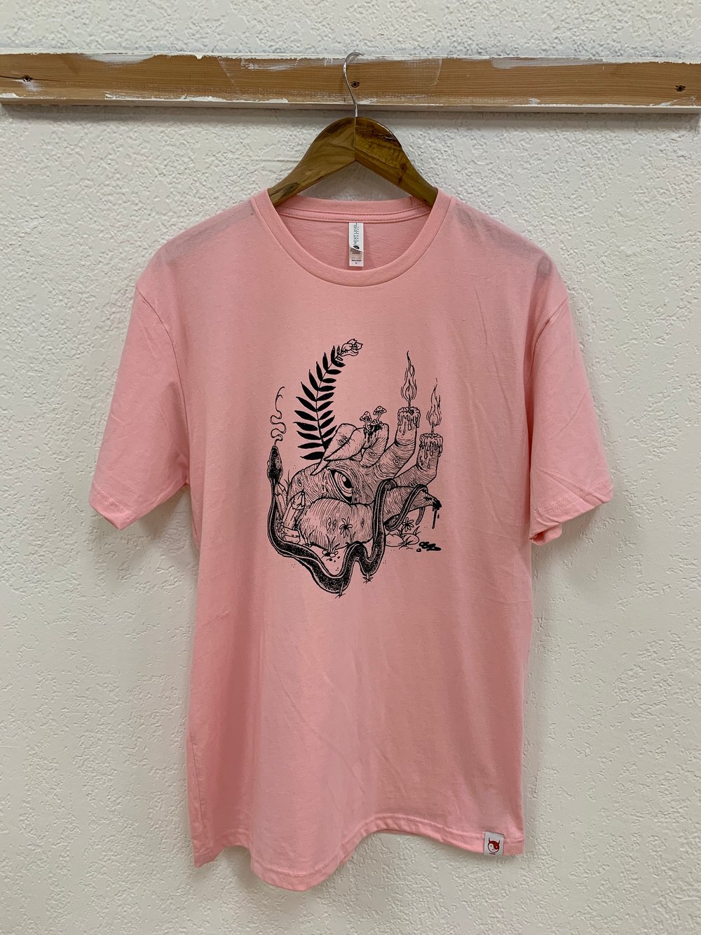 CARPAL TUNNEL tee (pink)