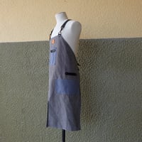 Image 4 of Wash Stone Canvas Apron Grey / Blue