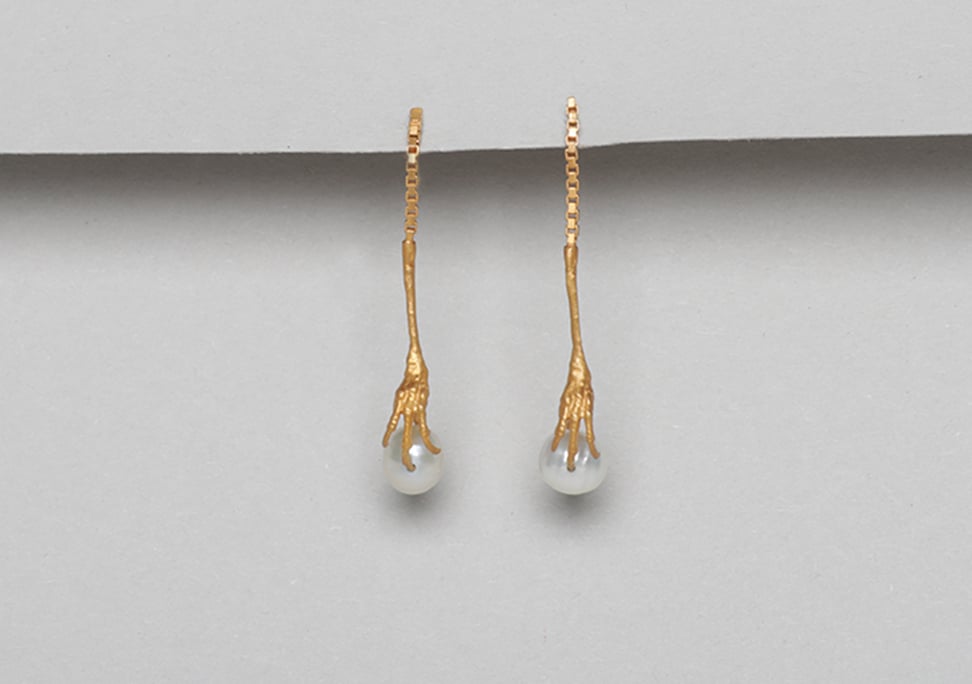 Image of Tomtit pearl earrings