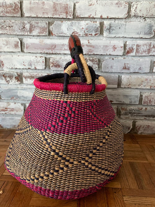 Image of Zigzag Pot Belly Basket