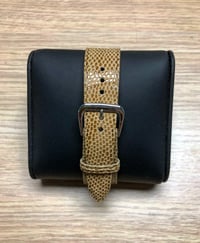 Image 4 of “Sand” Lizard double tapered one-piece watch strap