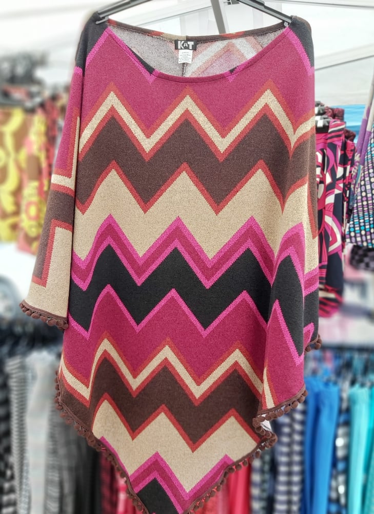 Image of Handmade poncho Pink zigzag