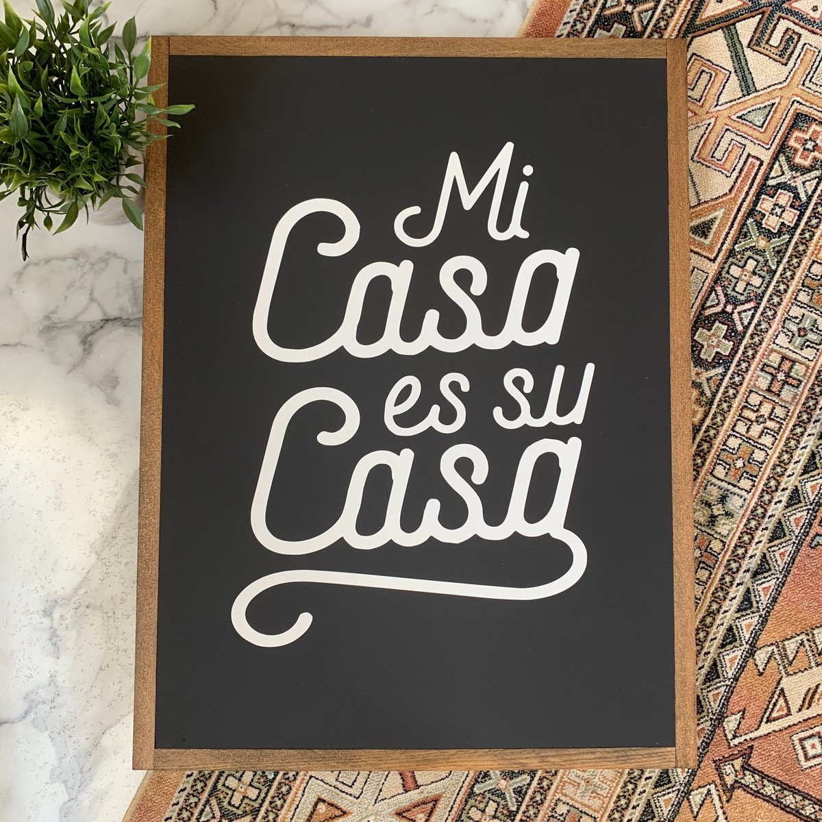 mi-casa-es-su-casa-chalked-signs