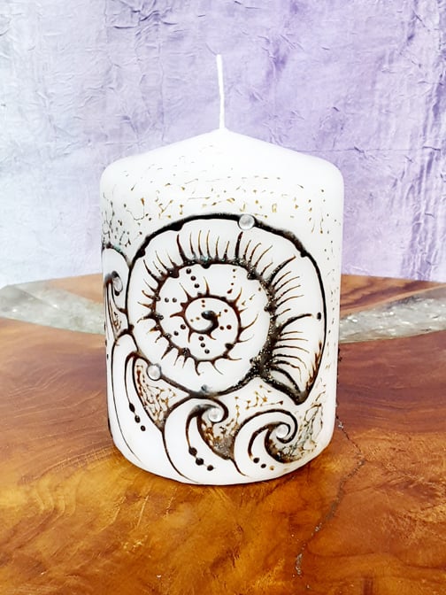 Image of 3 x 4 Conch Shell Henna Candle