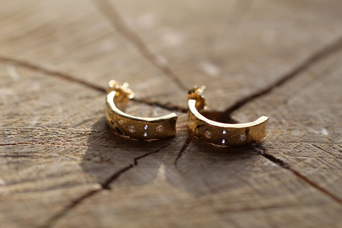 Image of Leuviah: 18ky Gold, Diamond & Sapphire Earrings
